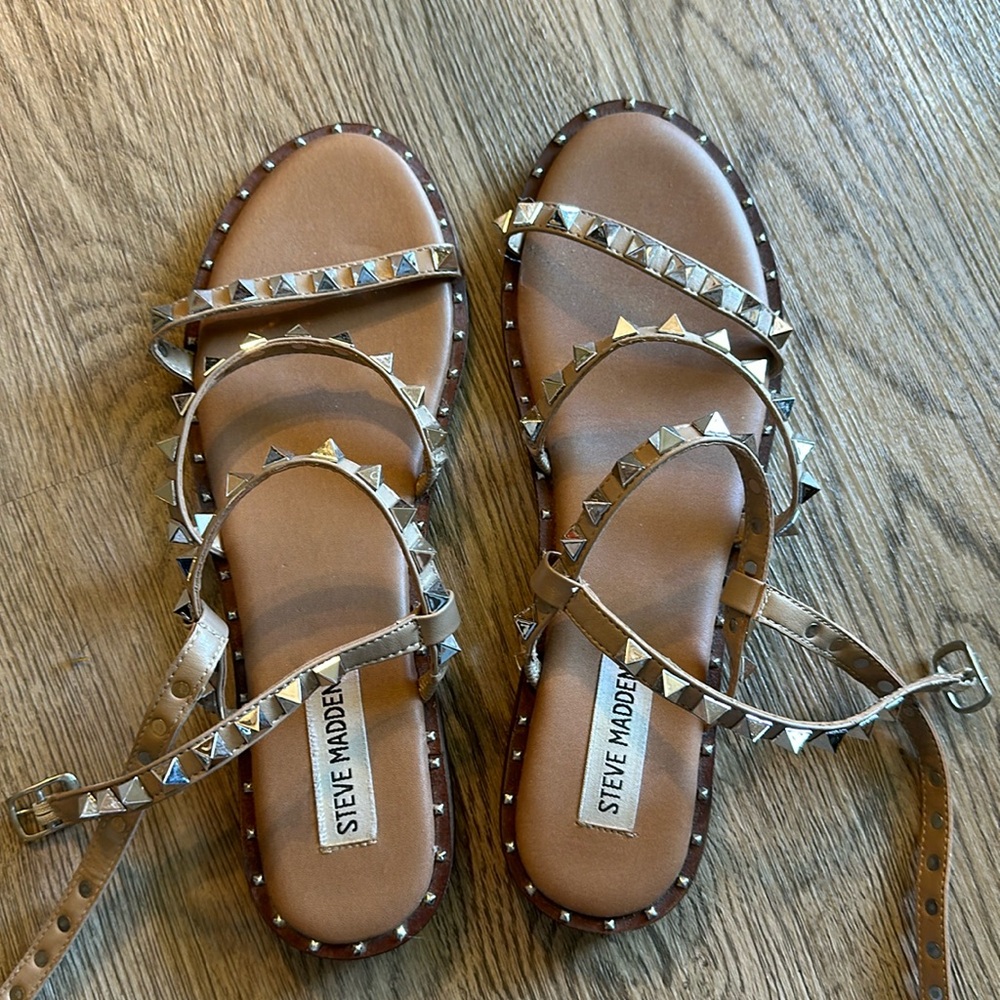 Steve Madden Sandals size 8